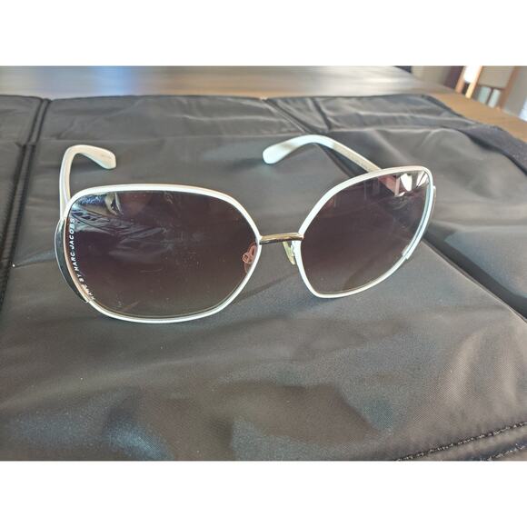 Marc By Marc Jacobs MMJ 098/S Sunglasses **AUTHENTIC** - WHITE - Picture 1 of 6